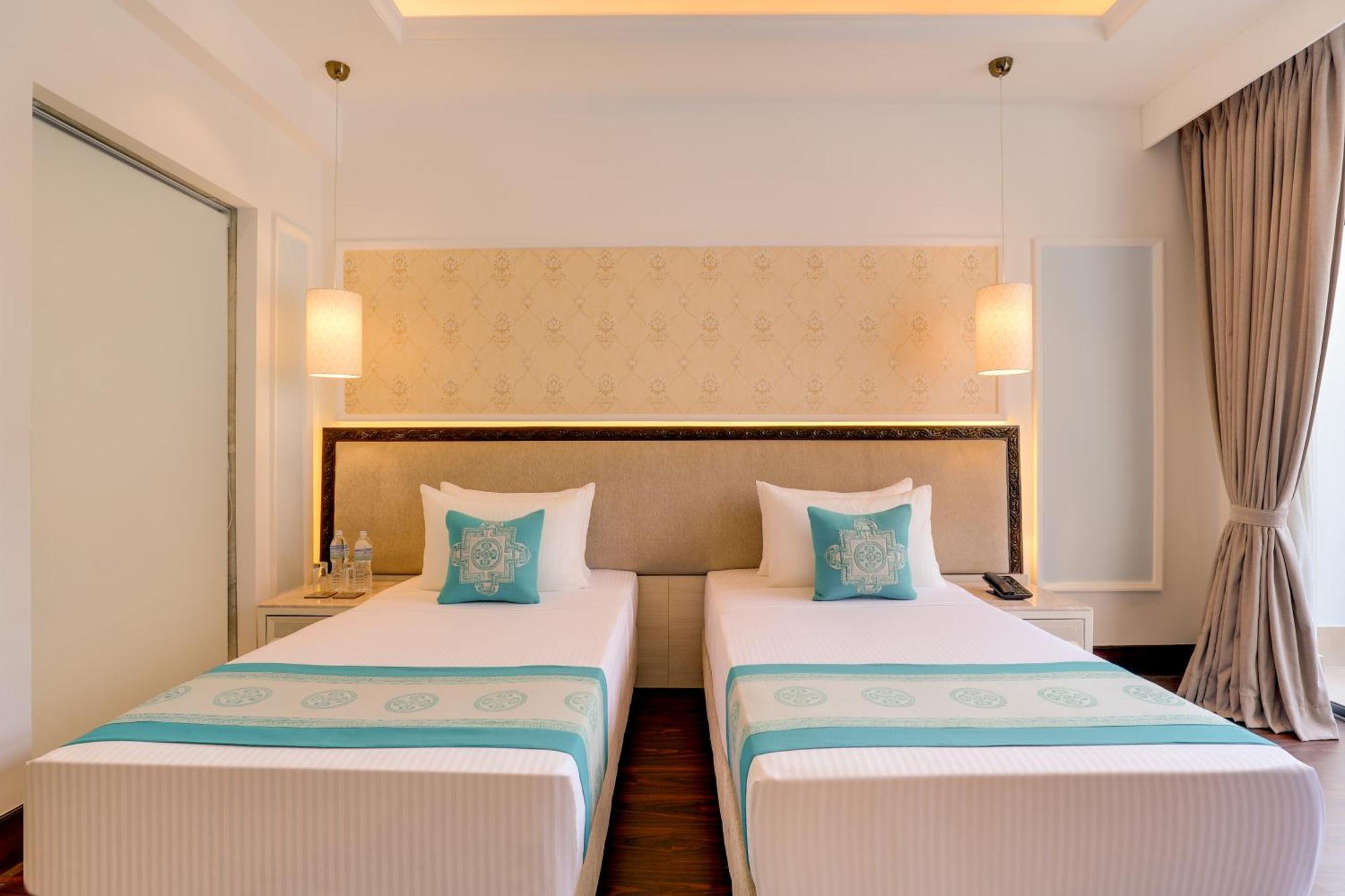 Lemon Tree Premier Budhanilkantha Kathmandu, Nepal מראה חיצוני תמונה